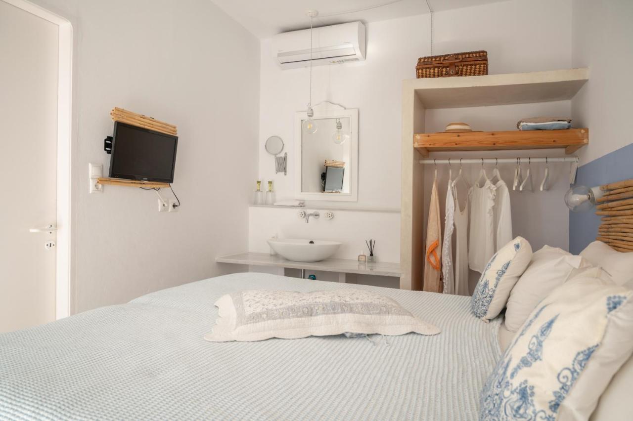 Poros Town Odyssey Suites מראה חיצוני תמונה