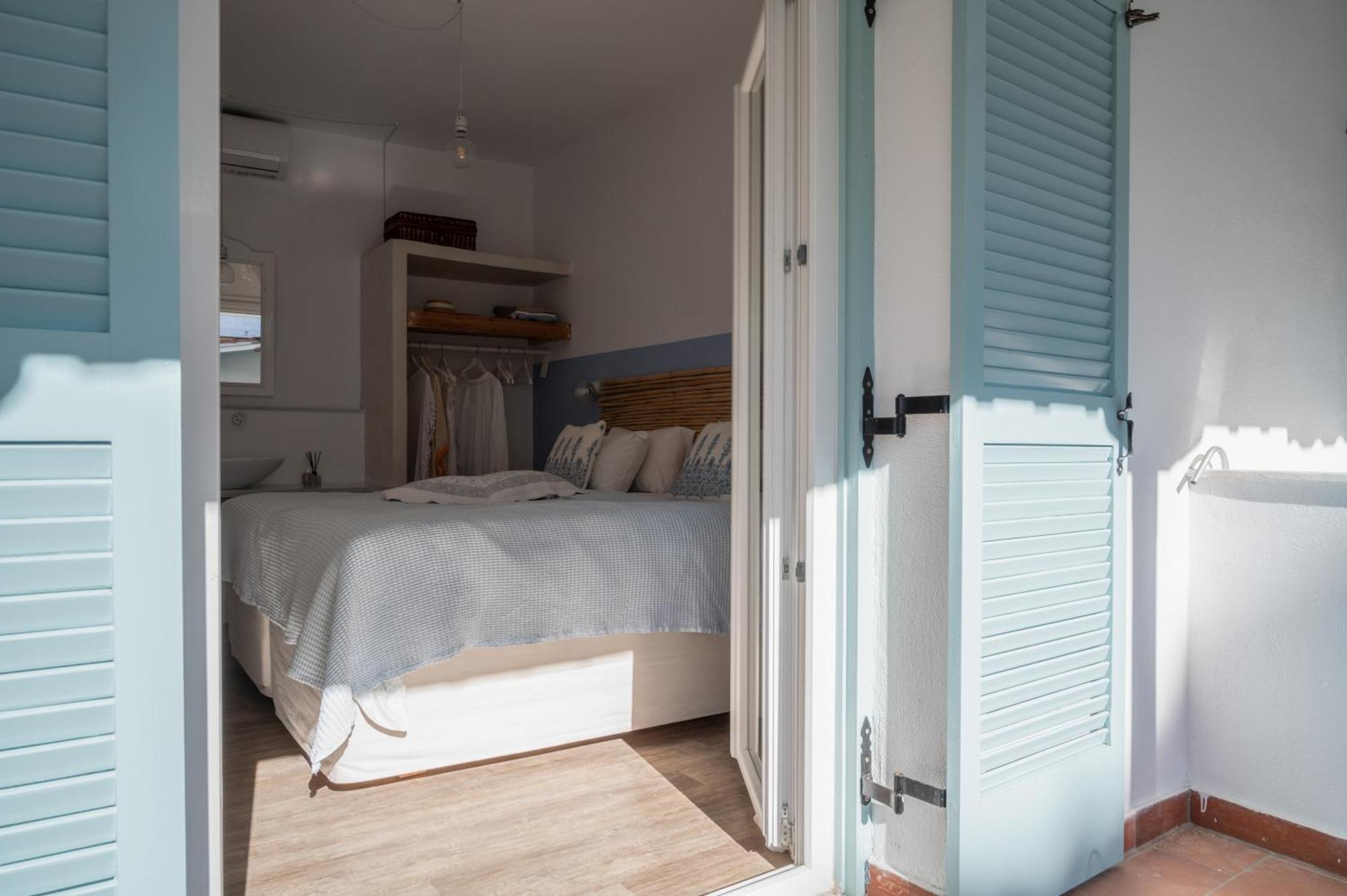 Poros Town Odyssey Suites מראה חיצוני תמונה