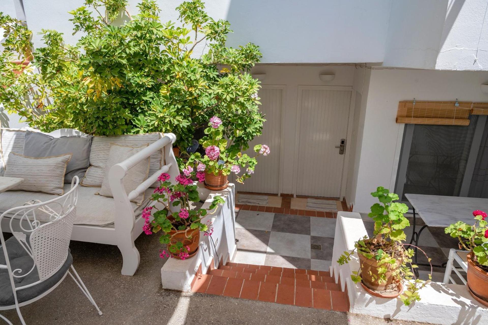 Poros Town Odyssey Suites חדר תמונה